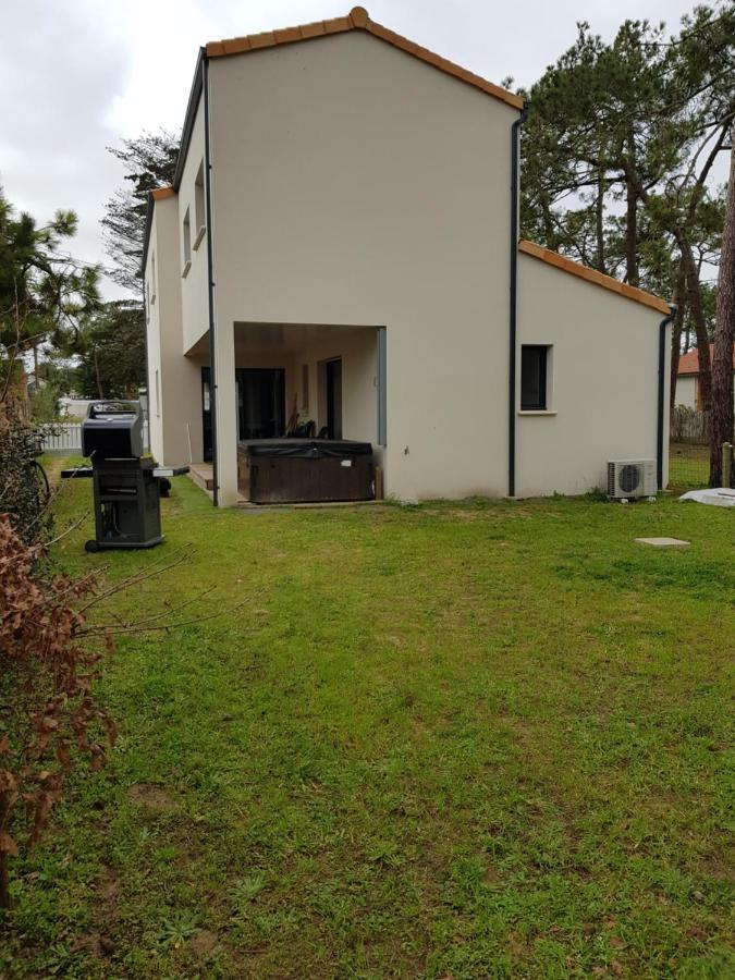 Les Embruns Villa Ла Транш-сюр-Мер Екстериор снимка